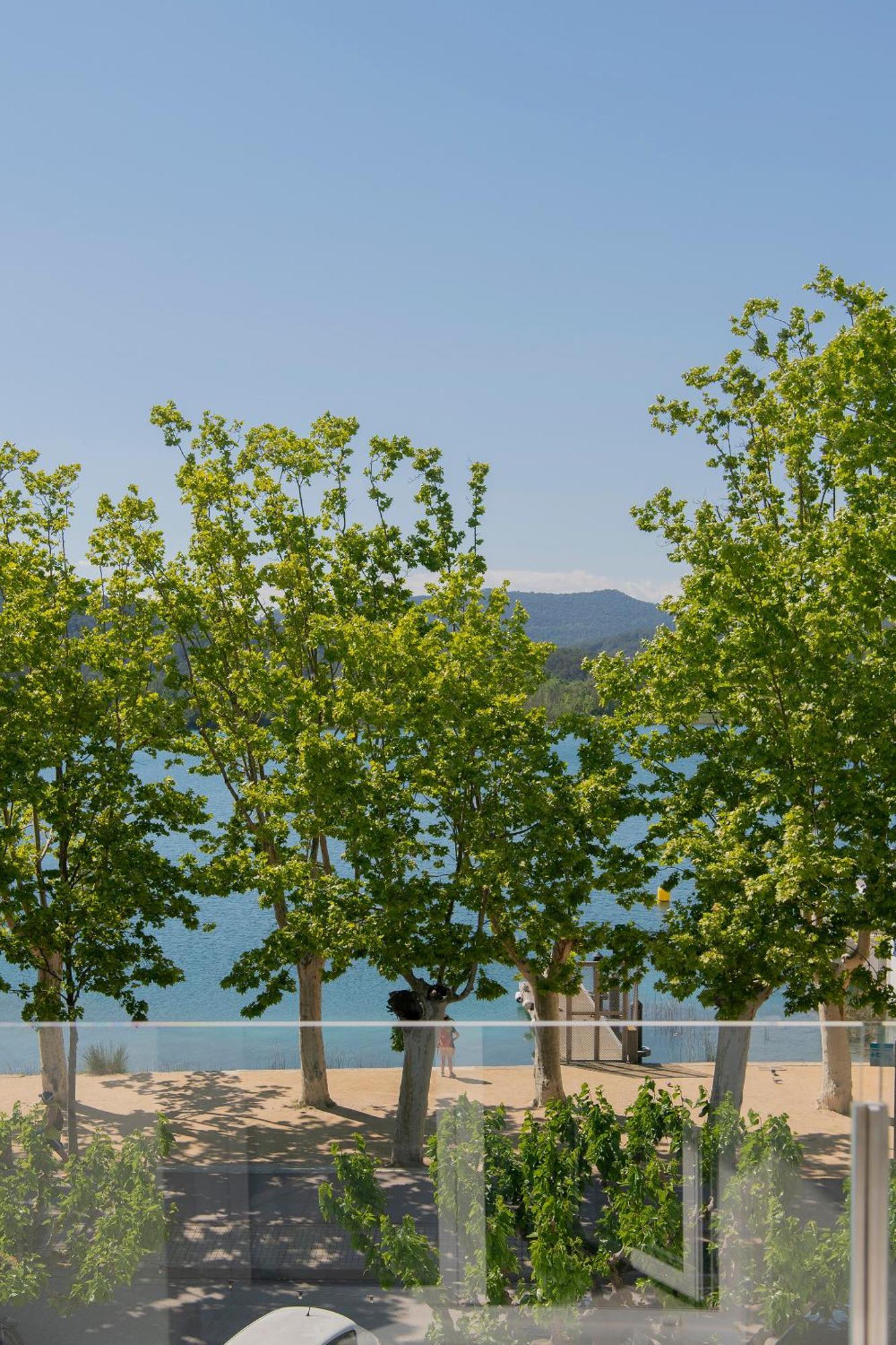 Apartaments La Carpa Banyoles Eksteriør bilde