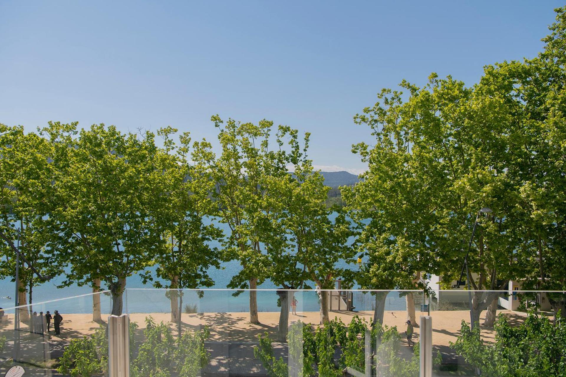 Apartaments La Carpa Banyoles Eksteriør bilde